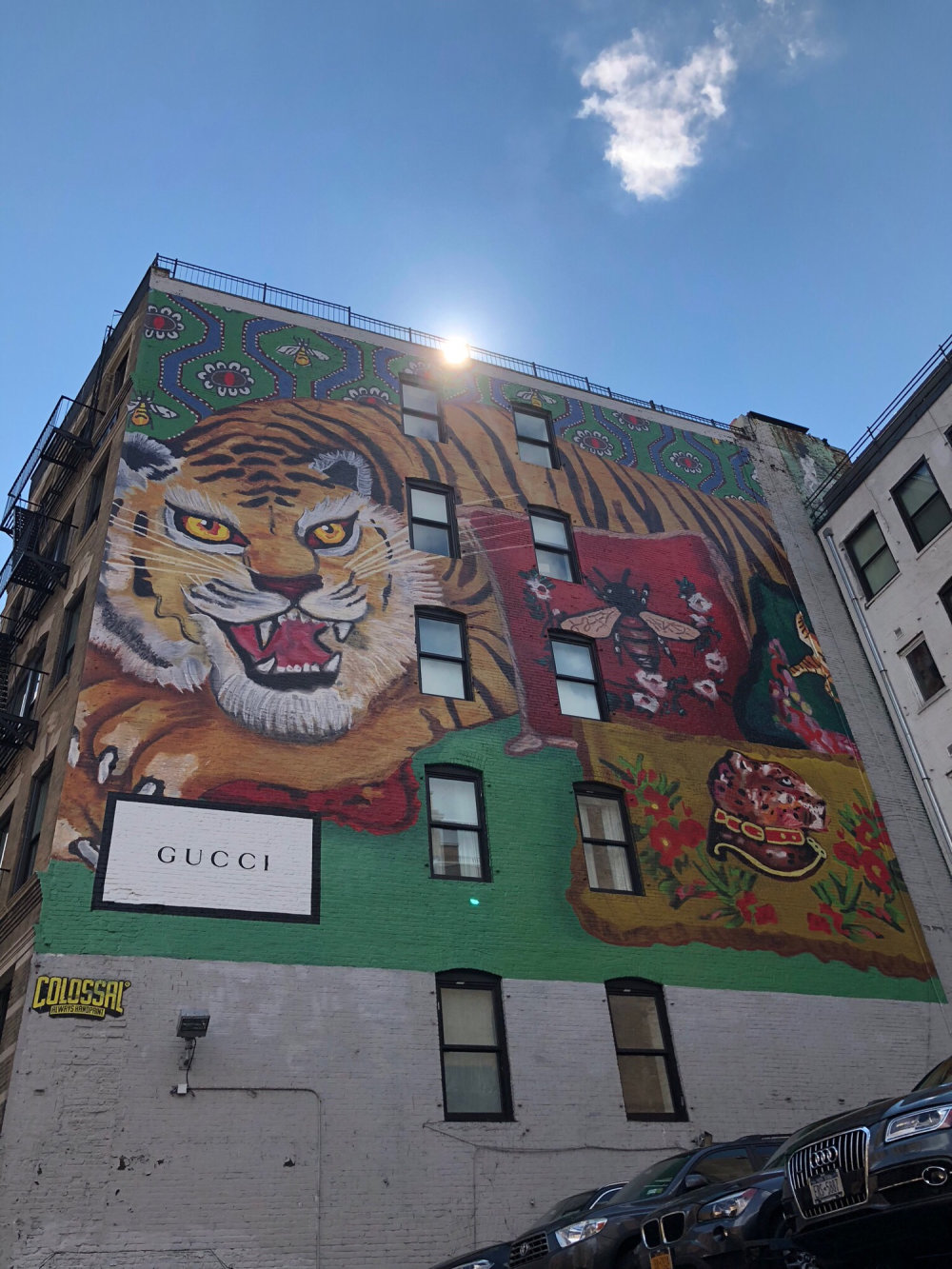 mural in New York by artist Alex Merry. Tagged: animals