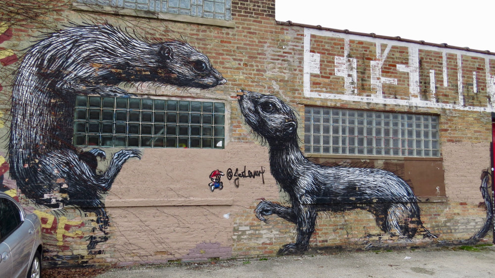 mural in Chicago by artist ROA.