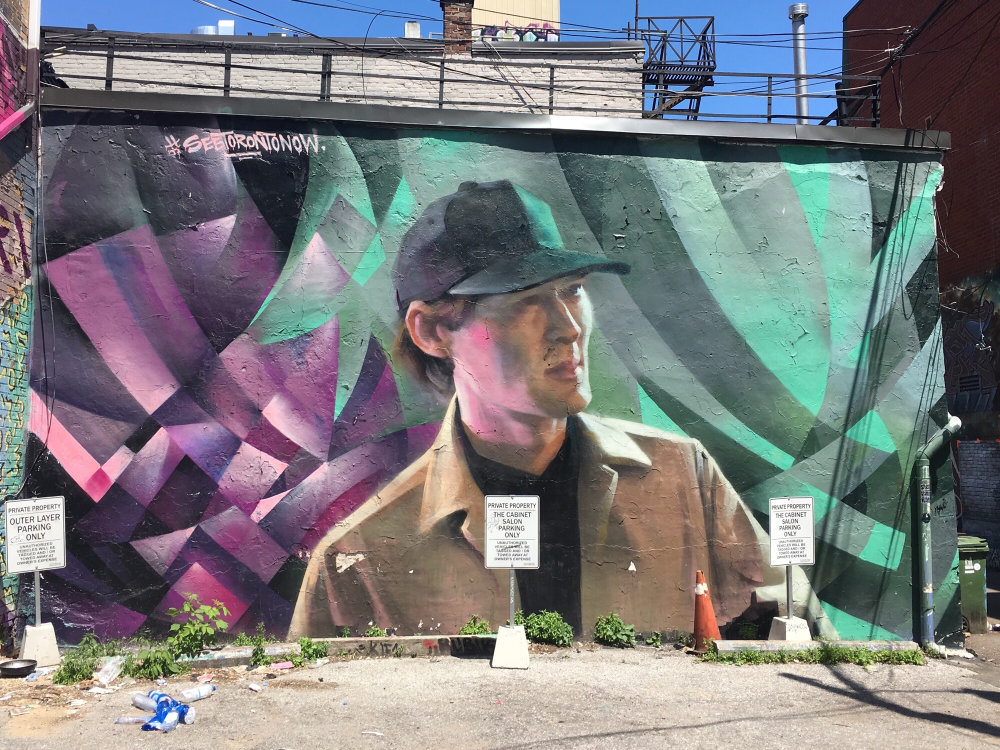 mural in Toronto by artist Emmanuel Jarus.