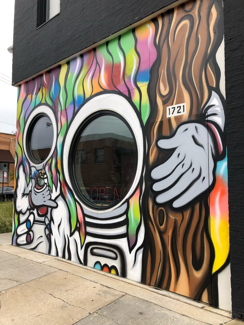 mural in Chicago by artist Afrokilla.