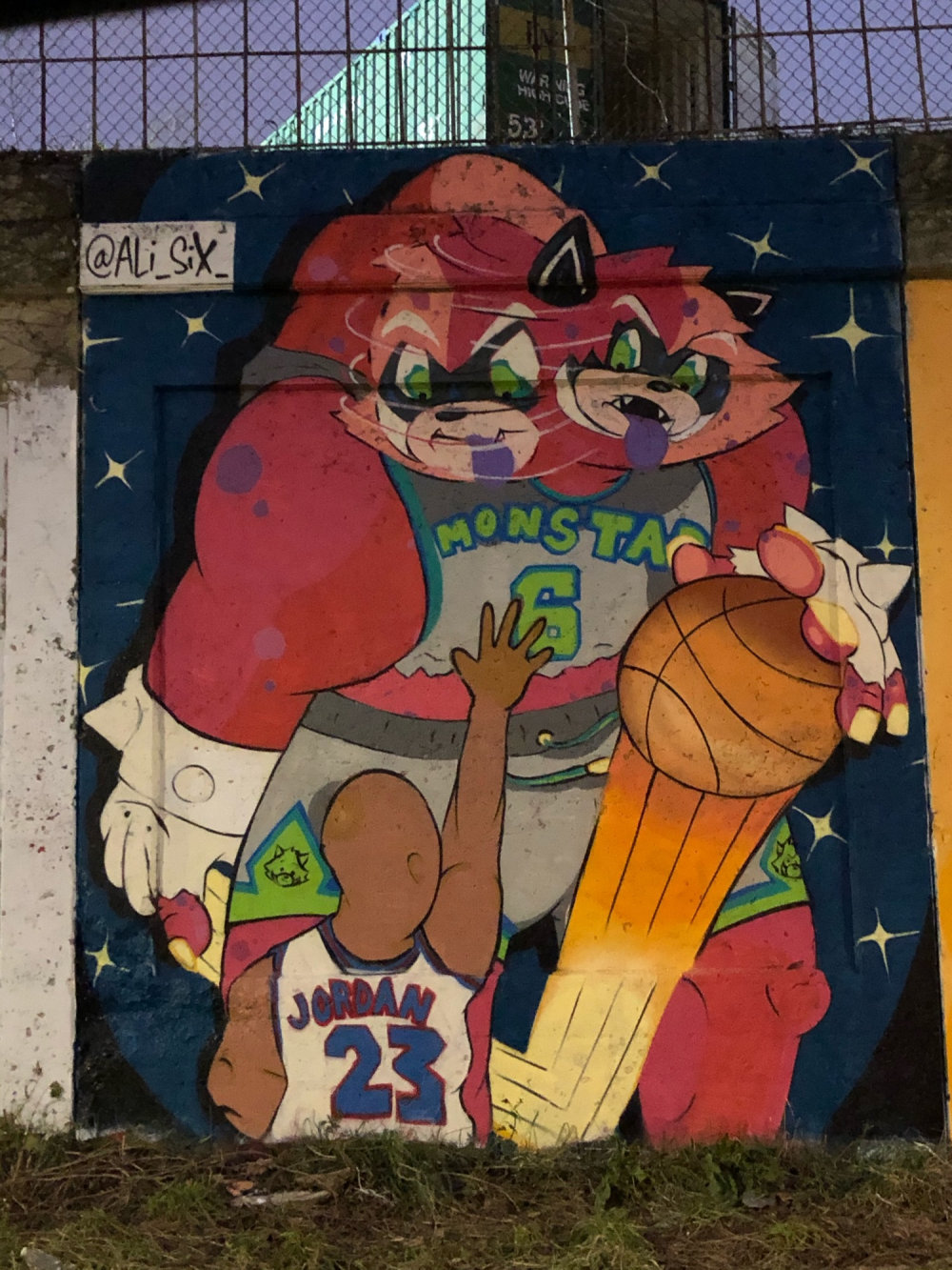 mural in Chicago by artist Ali 6. Tagged: Space Jam