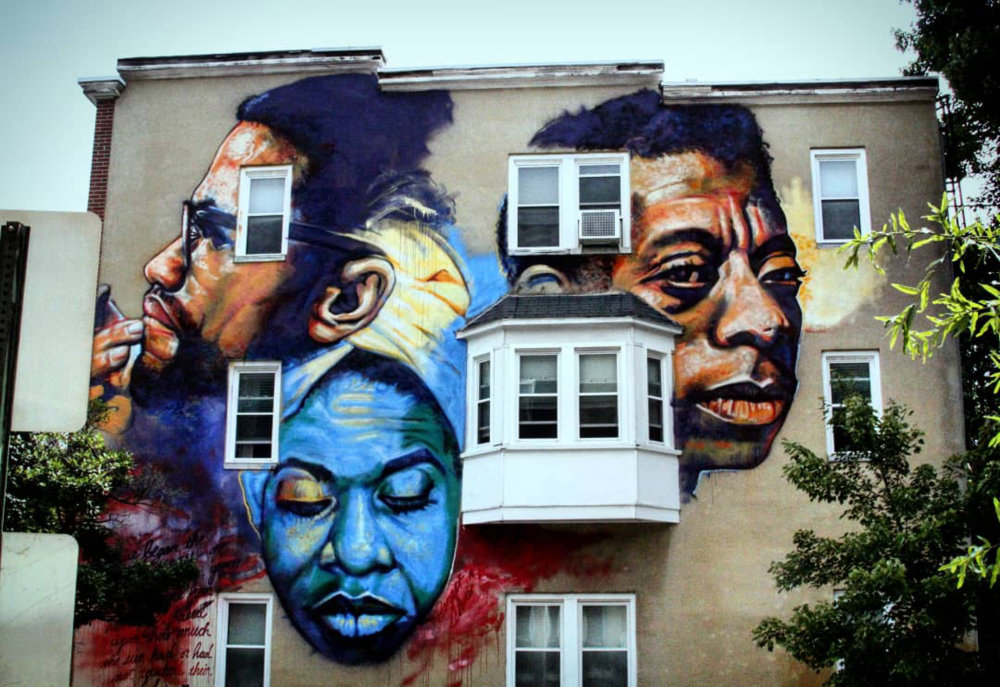 mural in Baltimore by artist unknown.