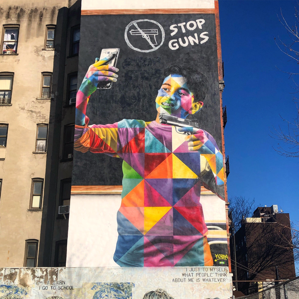 mural in New York by artist Eduardo Kobra.