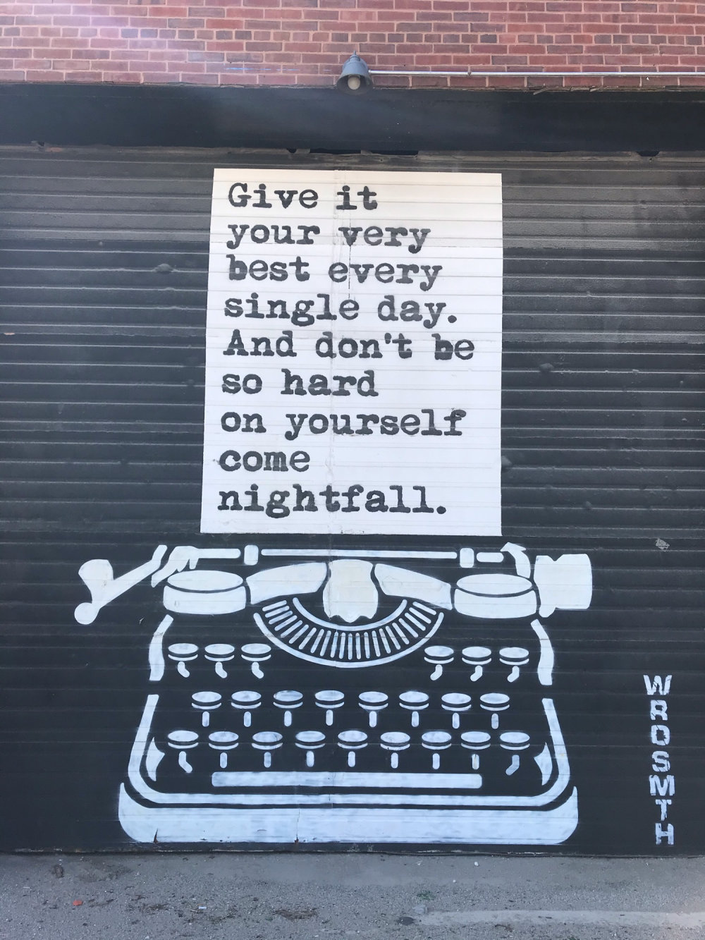 mural in Chicago by artist WRDSMTH.