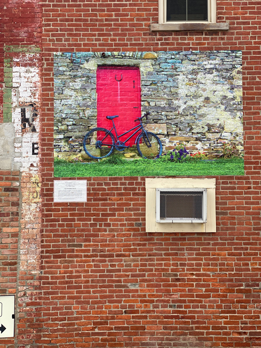 mural in Canal Winchester by artist unknown.
