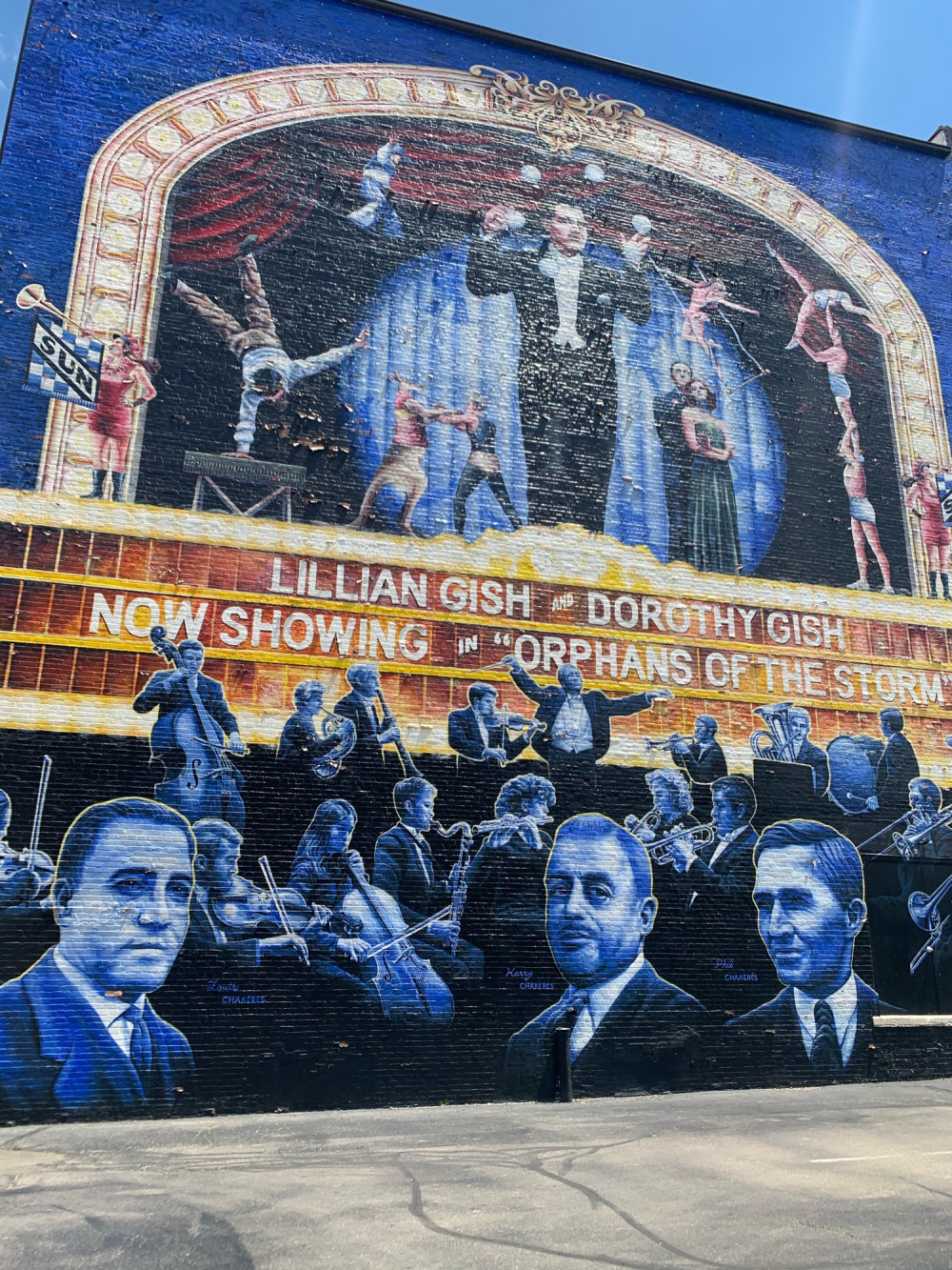 mural in Springfield by artist unknown.