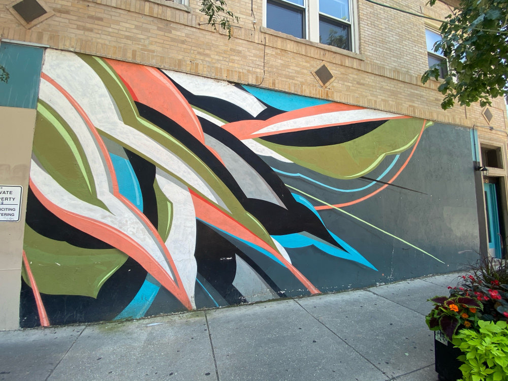 mural in Chicago by artist Rubén Aguirre.