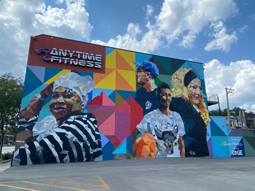 mural in Chicago by artist Mauricio Ramirez.