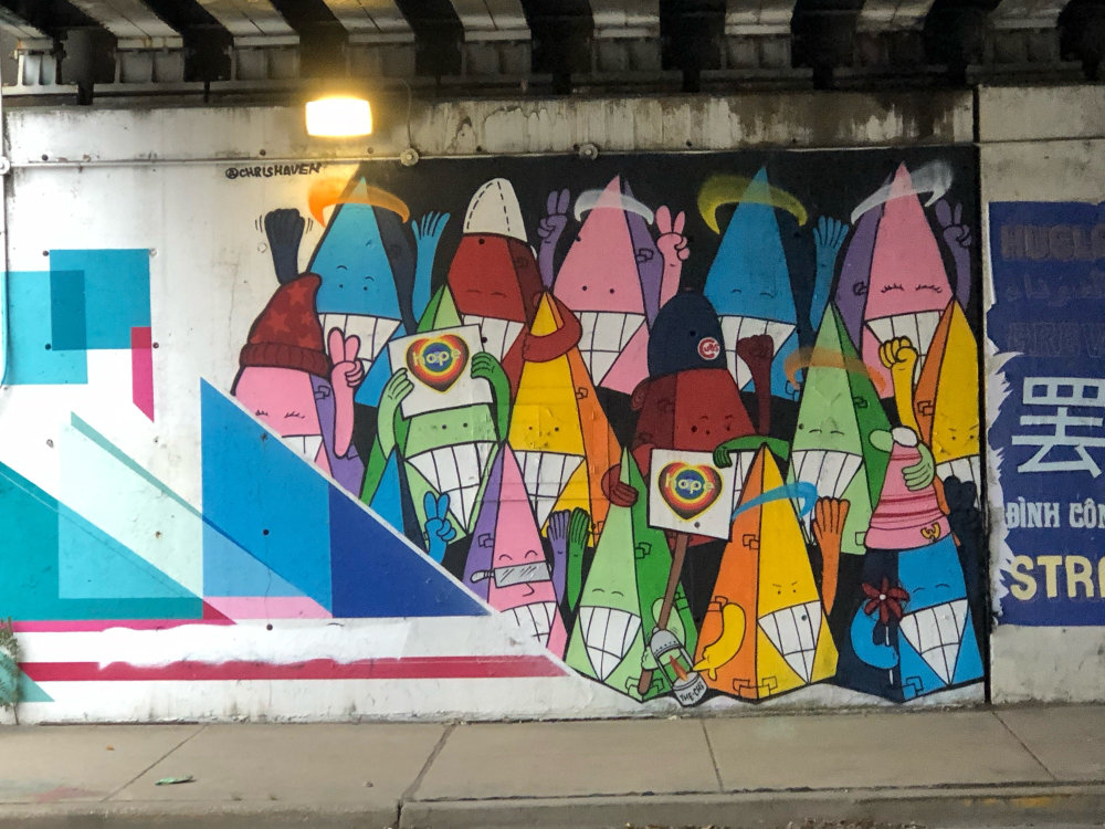 mural in Chicago by artist Chris Haven.