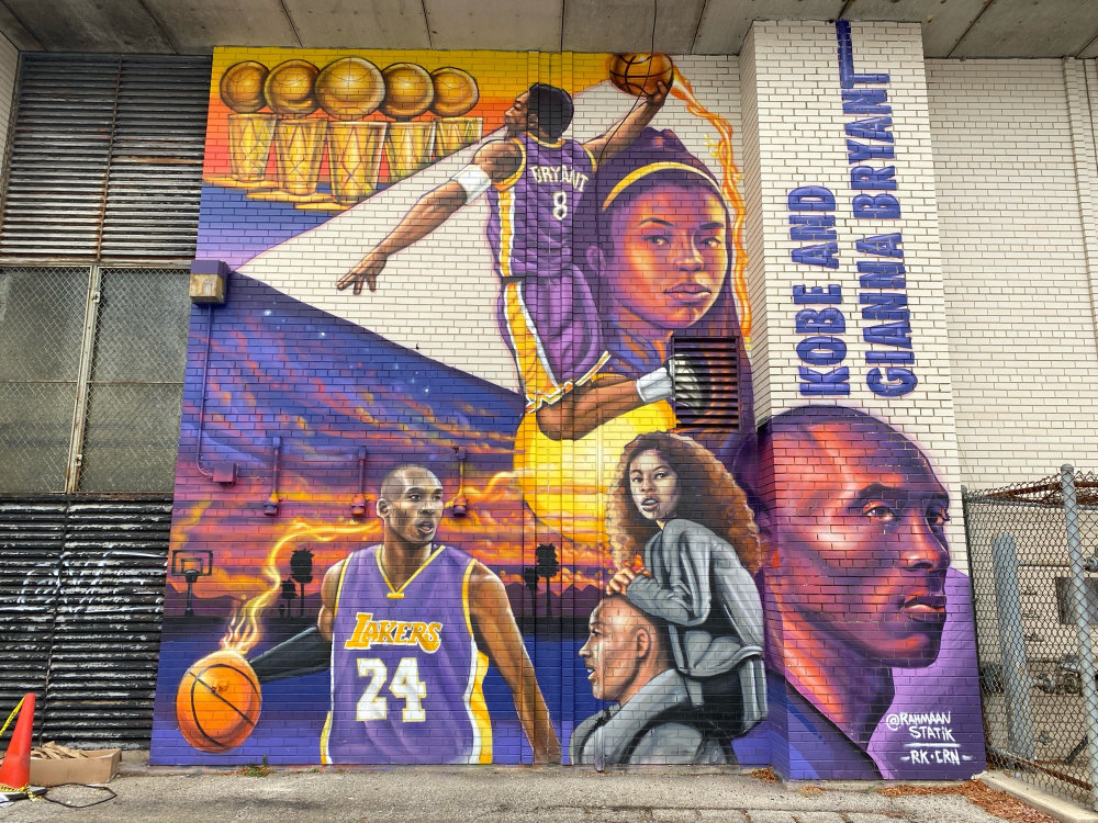 mural in Chicago by artist Rahmaan Statik. Tagged: Kobe Bryant