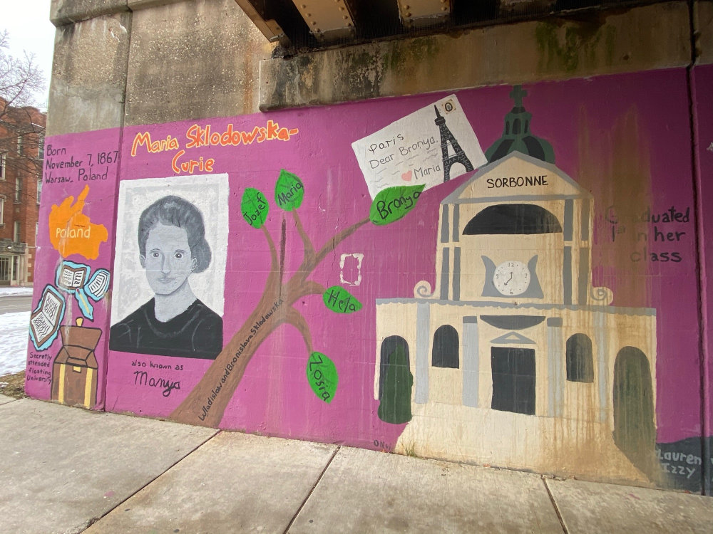 mural in Oak Park by artist unknown.