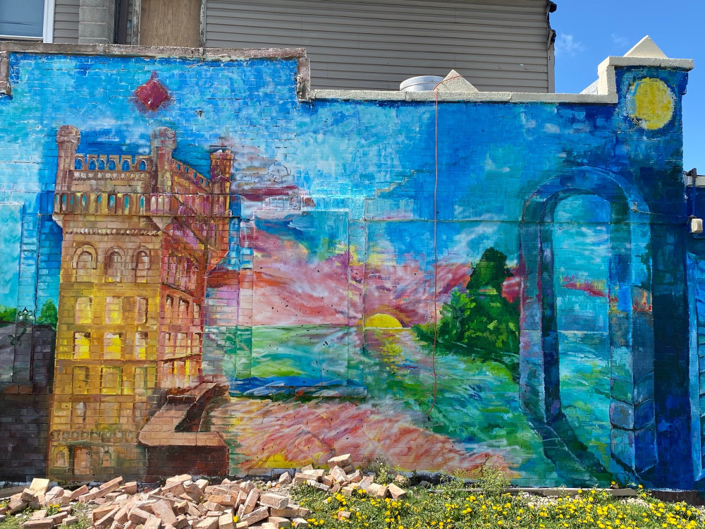 mural in Lyons by artist unknown.