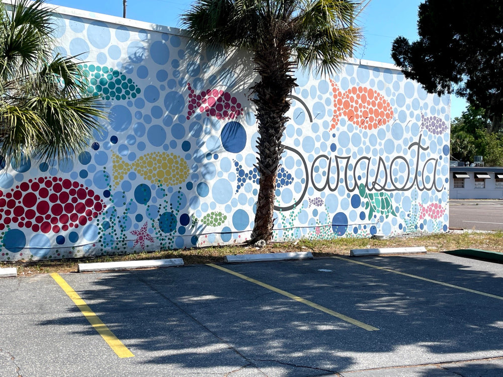 mural in Sarasota by artist unknown.