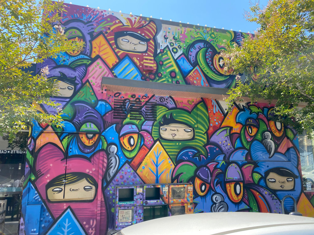 mural in Oakland by artist Lisa Pisa.