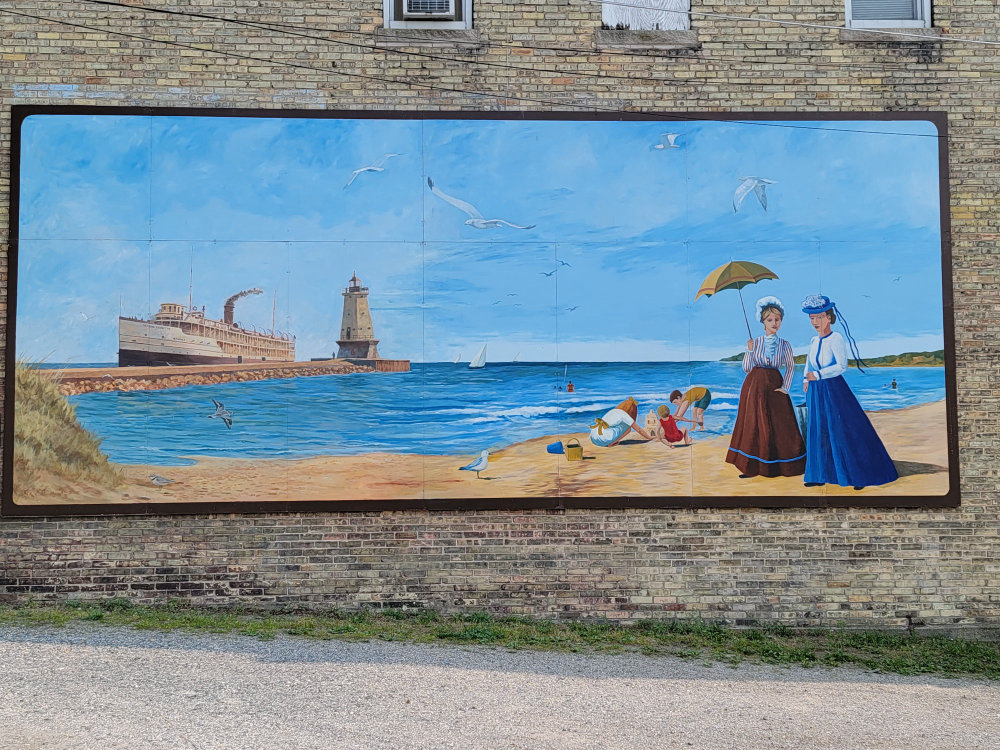 mural in Ludington by artist unknown.