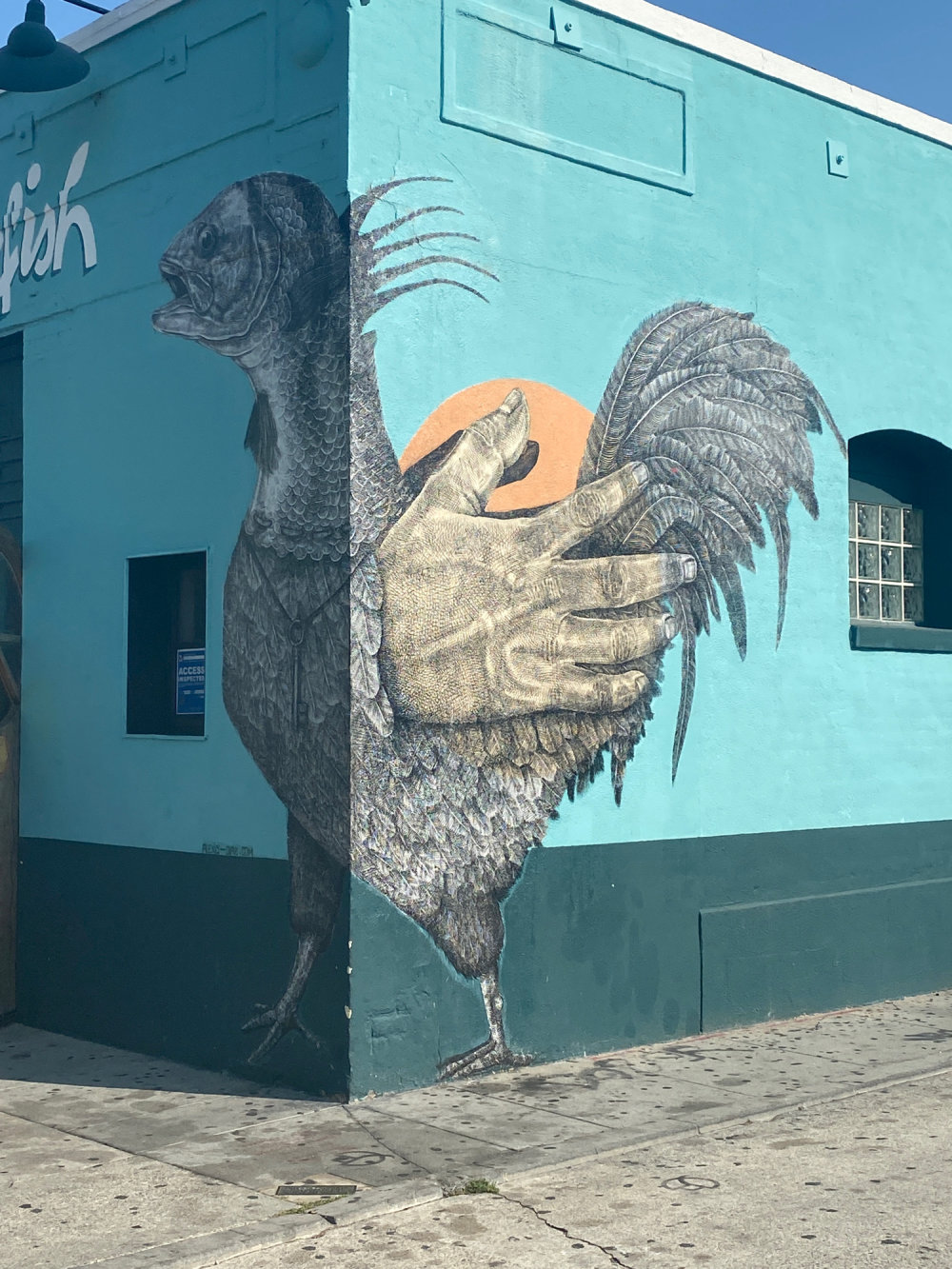 mural in Los Angeles by artist Alexis Diaz.
