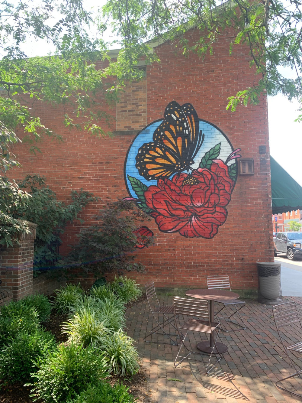 mural in Westerville by artist unknown.