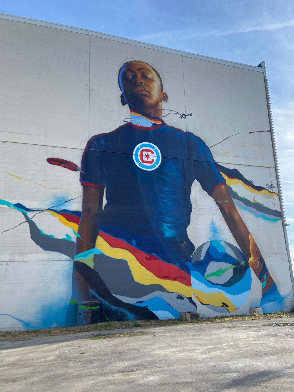 mural in Chicago by artist Max Sansing.
