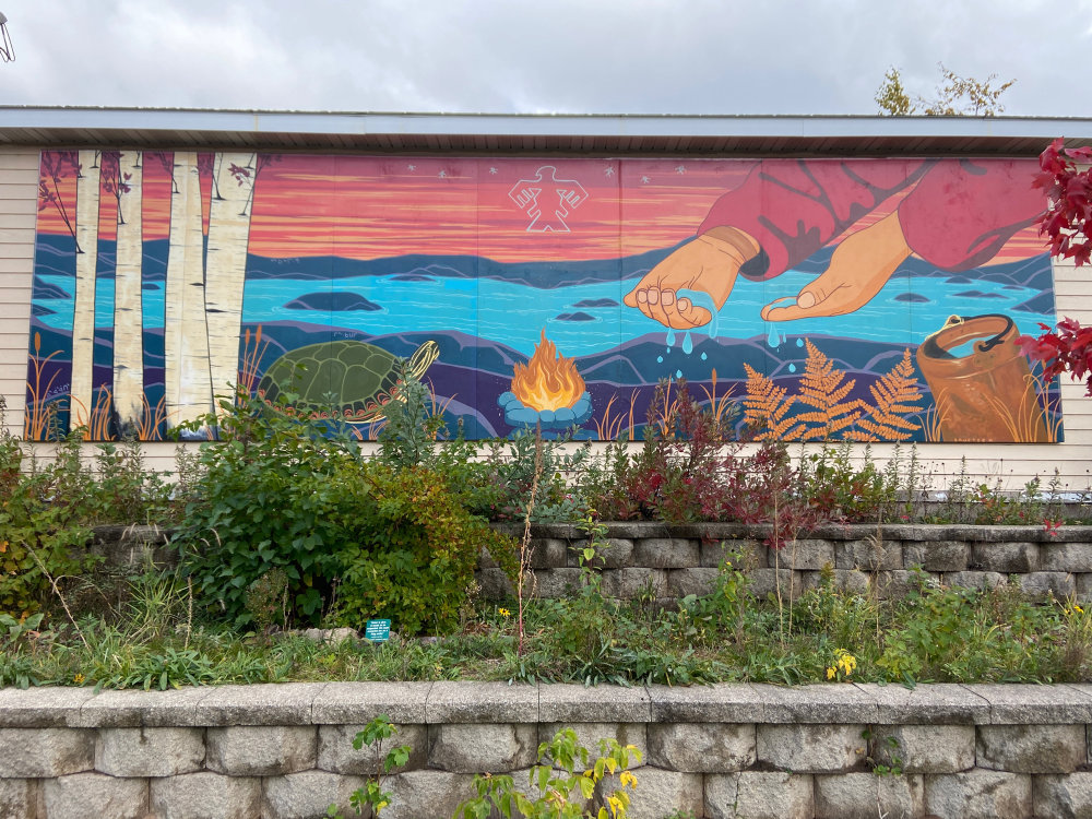 mural in Marquette by artist unknown.