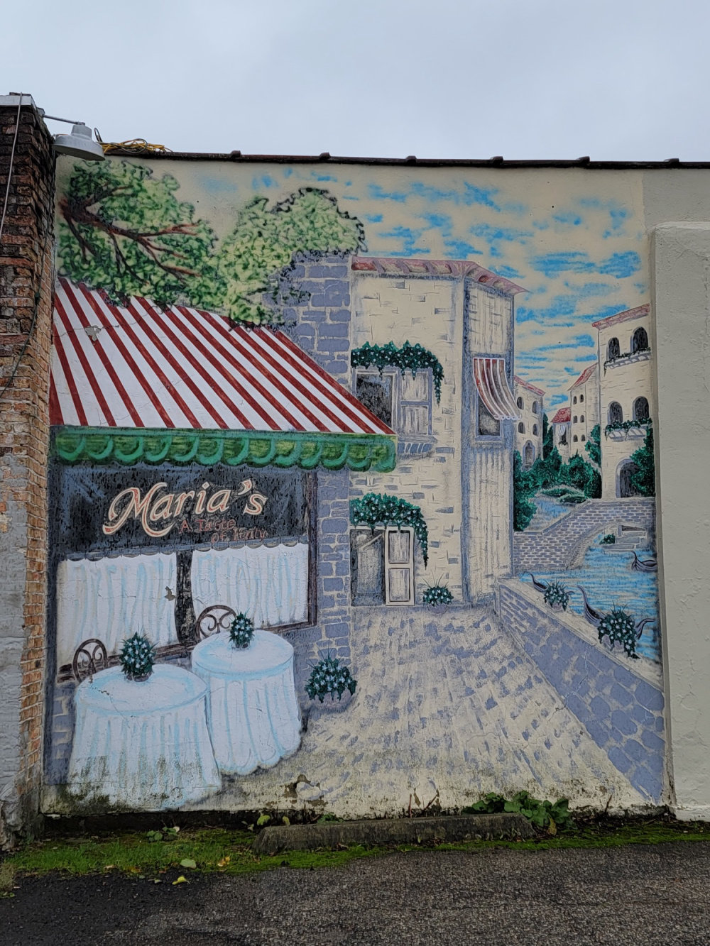 mural in South Haven by artist unknown.