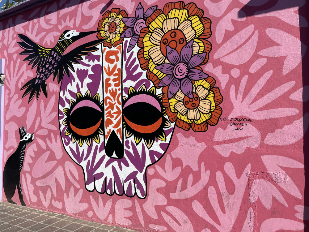 mural in Oaxaca de Juárez by artist unknown.