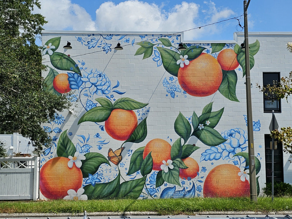 mural in Lakeland by artist Gillian Fazio.