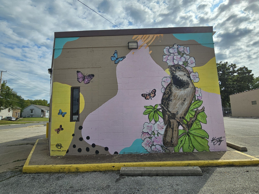 mural in Kansas City by artist unknown.