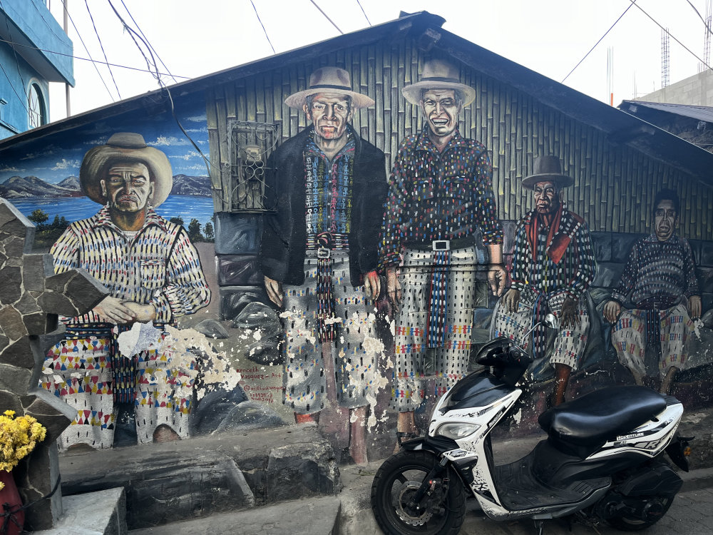 mural in San Pedro La Laguna by artist unknown.