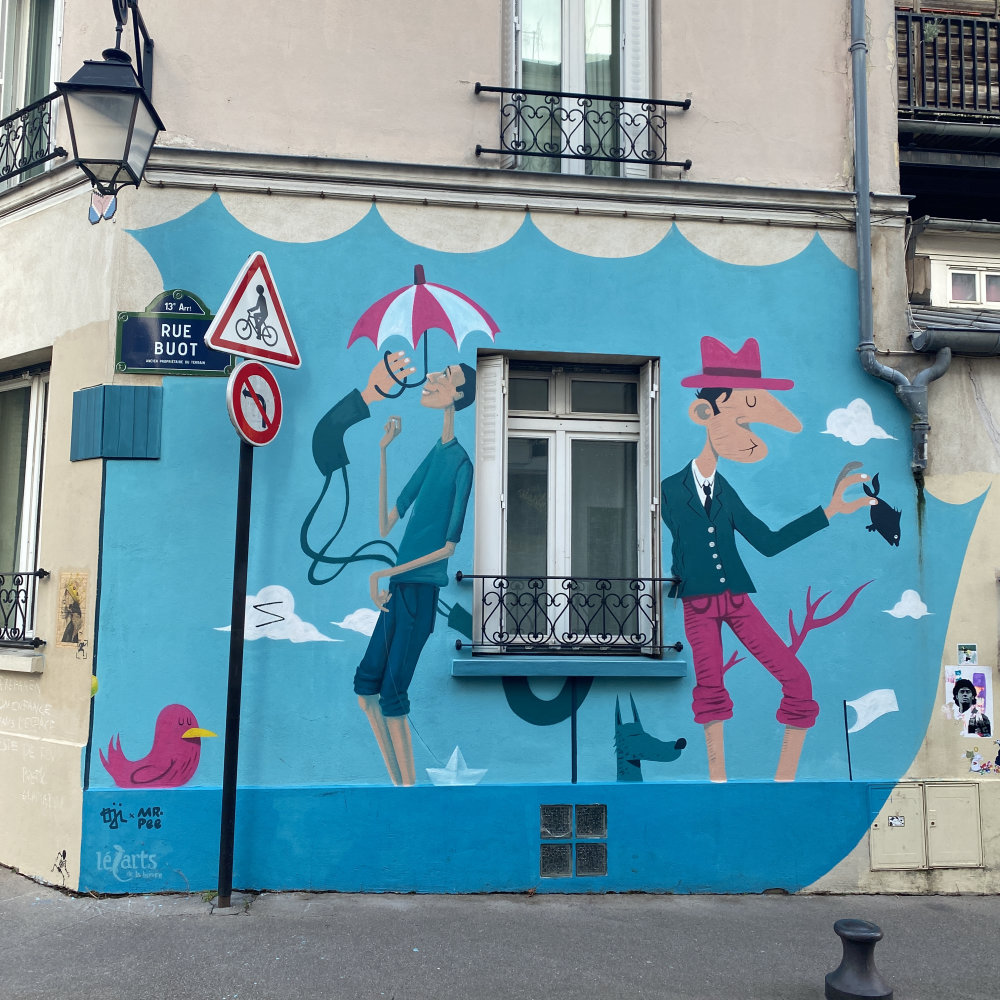 mural in Paris by artist unknown.