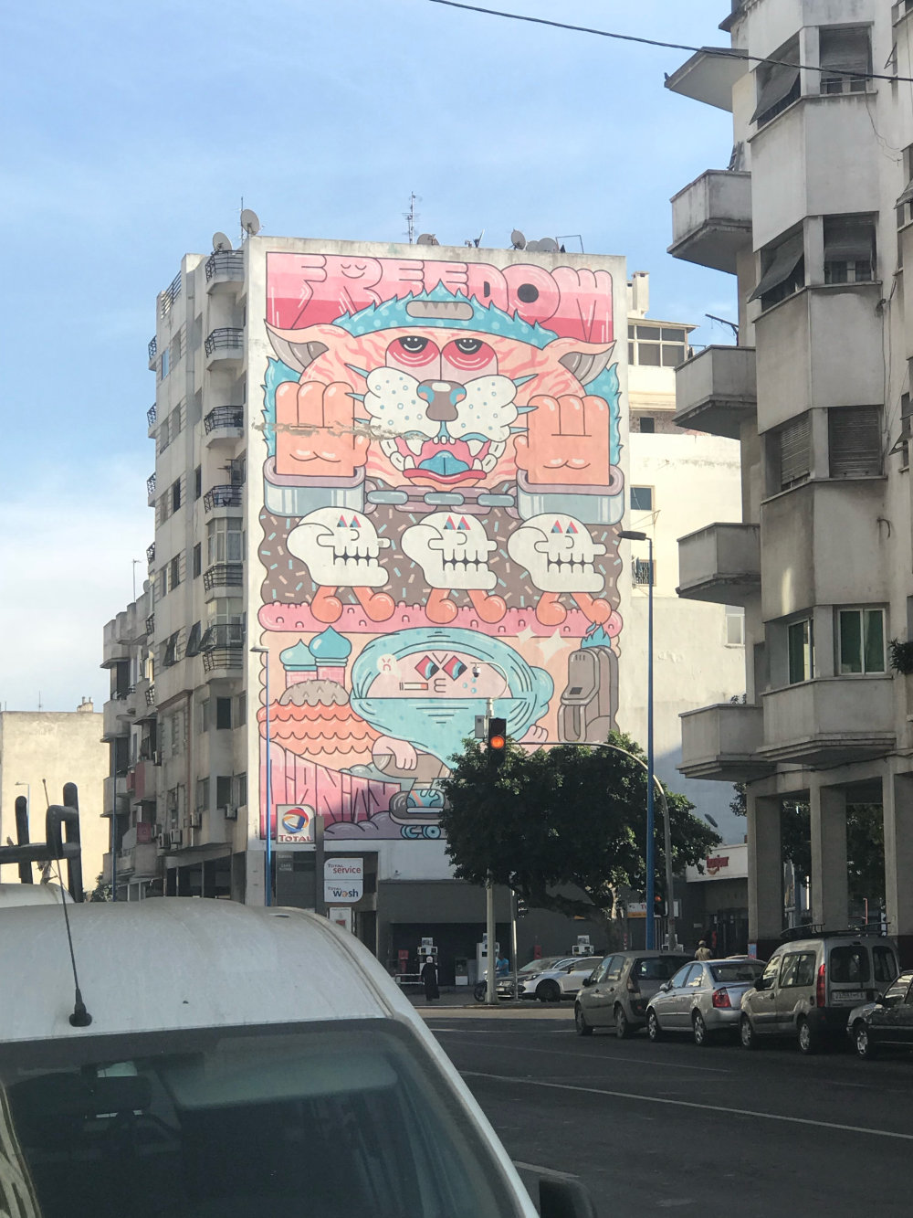 mural in Casablanca by artist GR170.