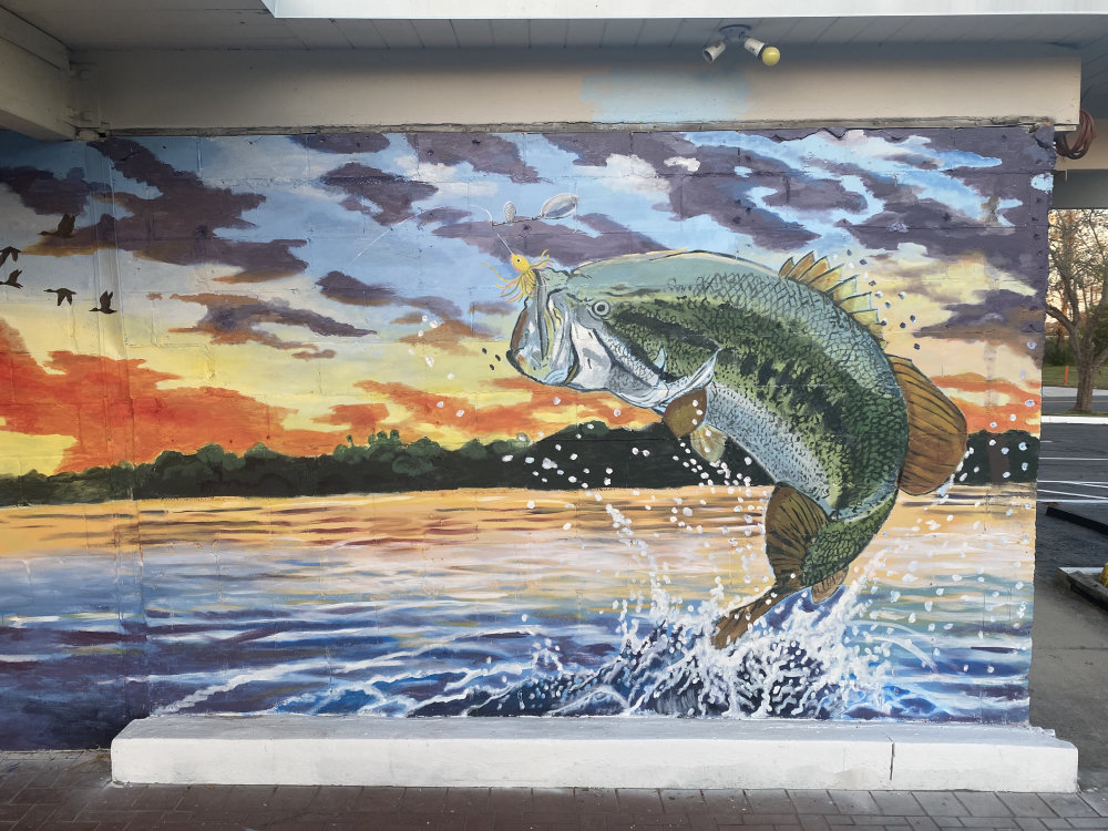 mural in Lakeland by artist Bob Gregory.