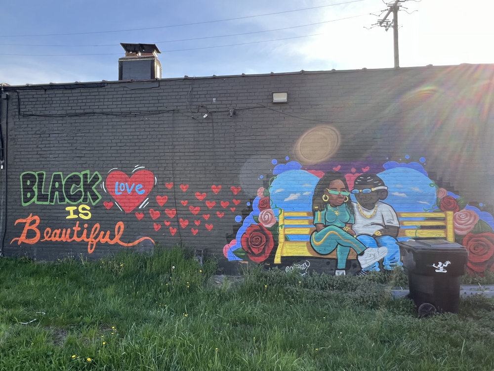 mural in Detroit by artist Sheefy McFly.
