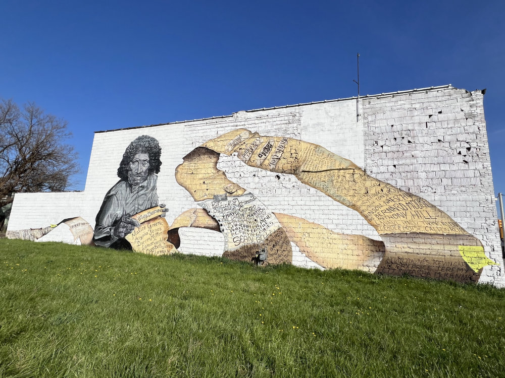 mural in Highland Park by artist Sydney James.