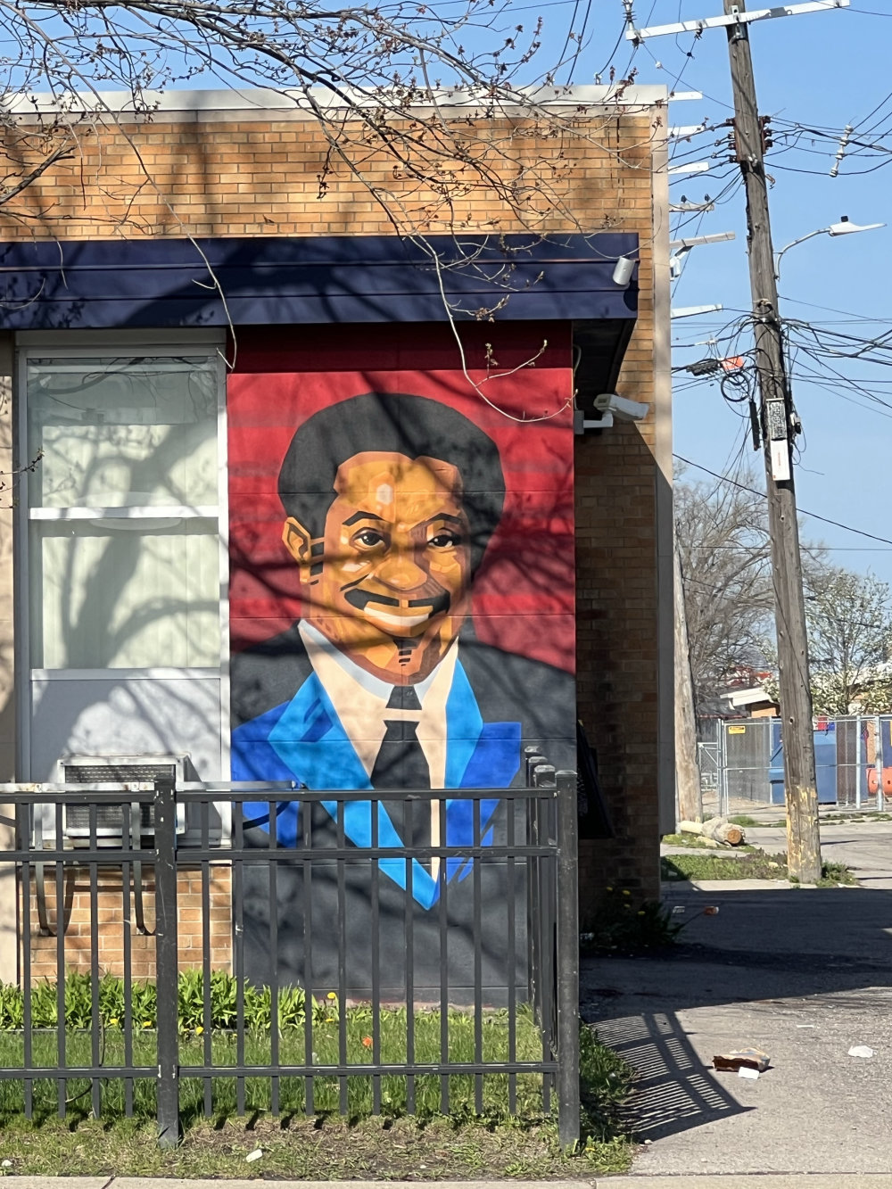 mural in Detroit by artist unknown.