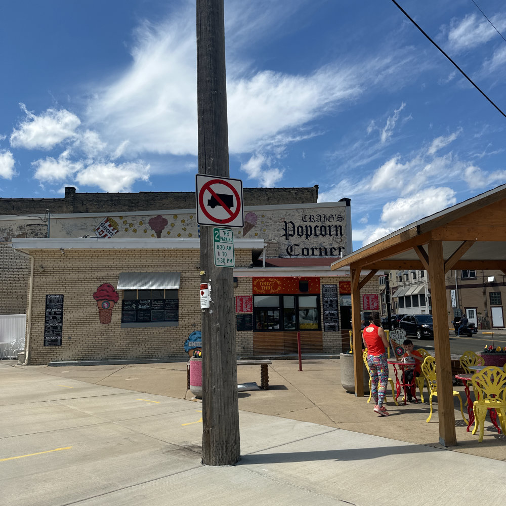 mural in Portage by artist unknown.