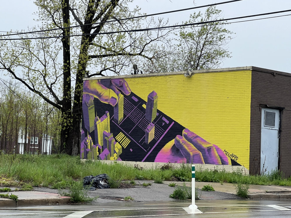 mural in Detroit by artist unknown.