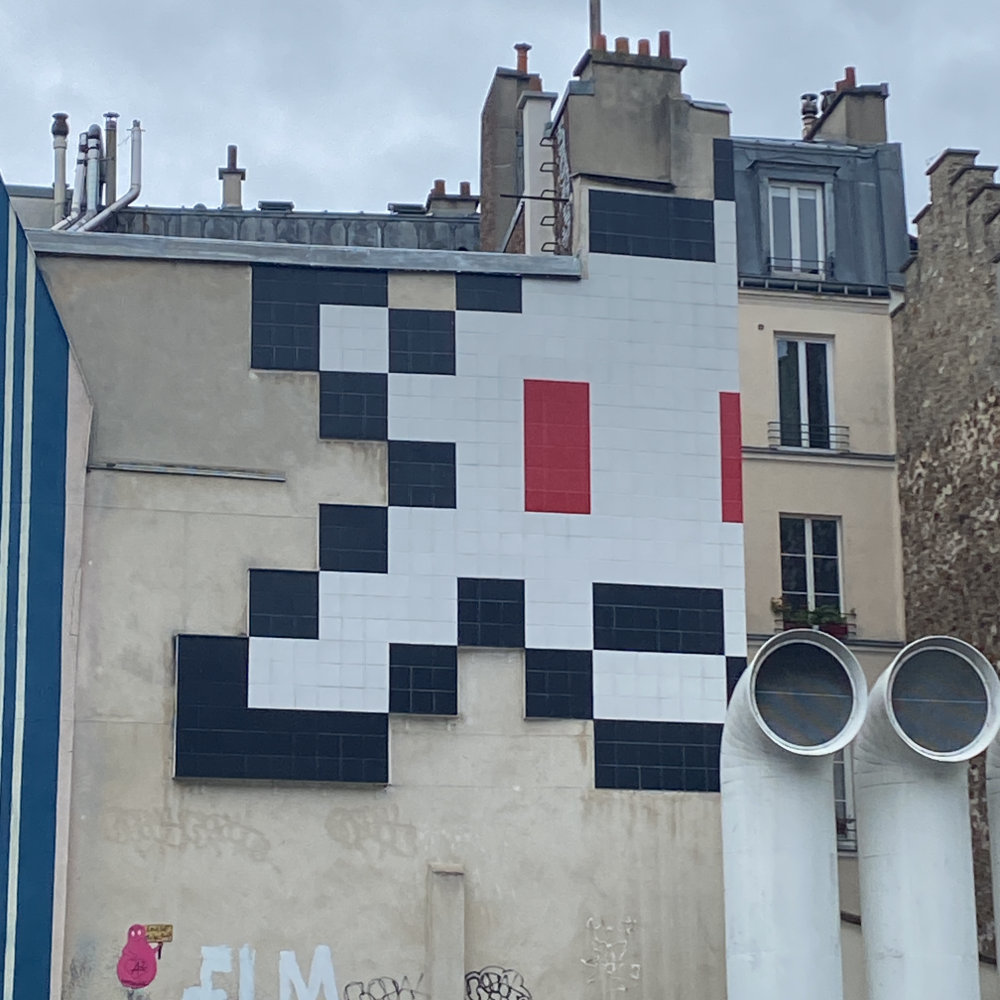 mural in Paris by artist unknown.