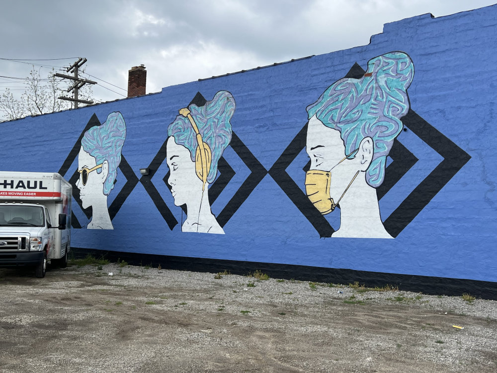 mural in Detroit by artist unknown.