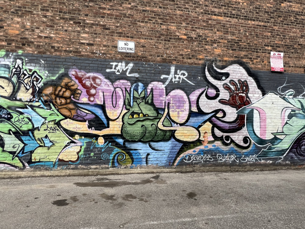 mural in Detroit by artist unknown.