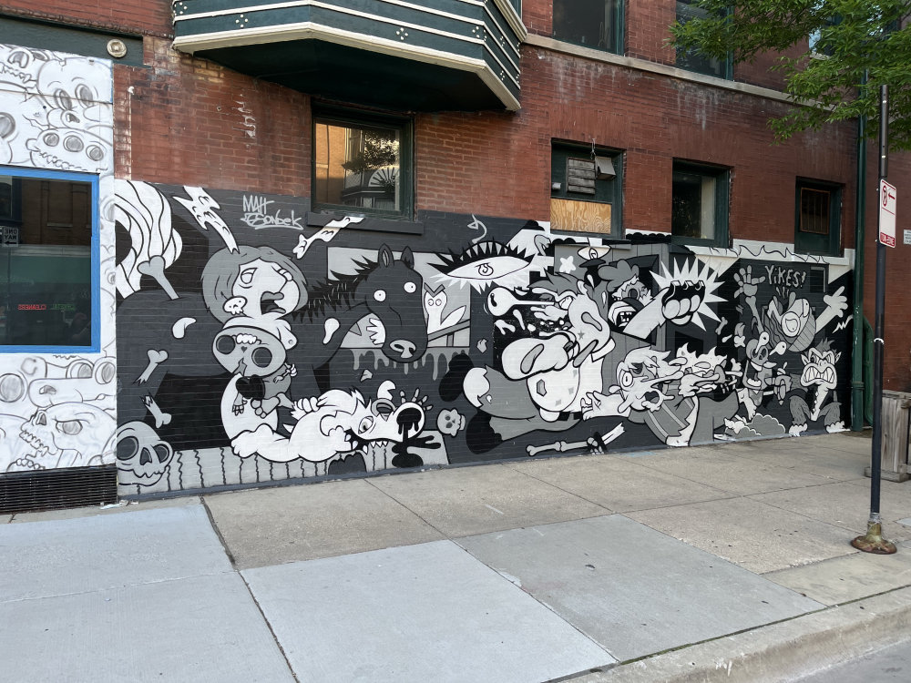 mural in Chicago by artist Matt Gondek.