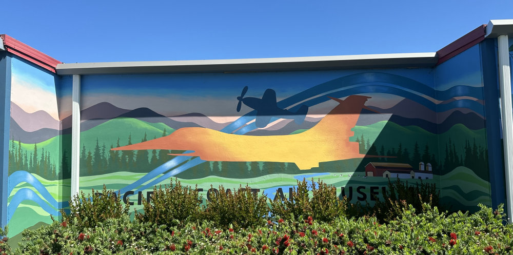 mural in Santa Rosa by artist unknown.