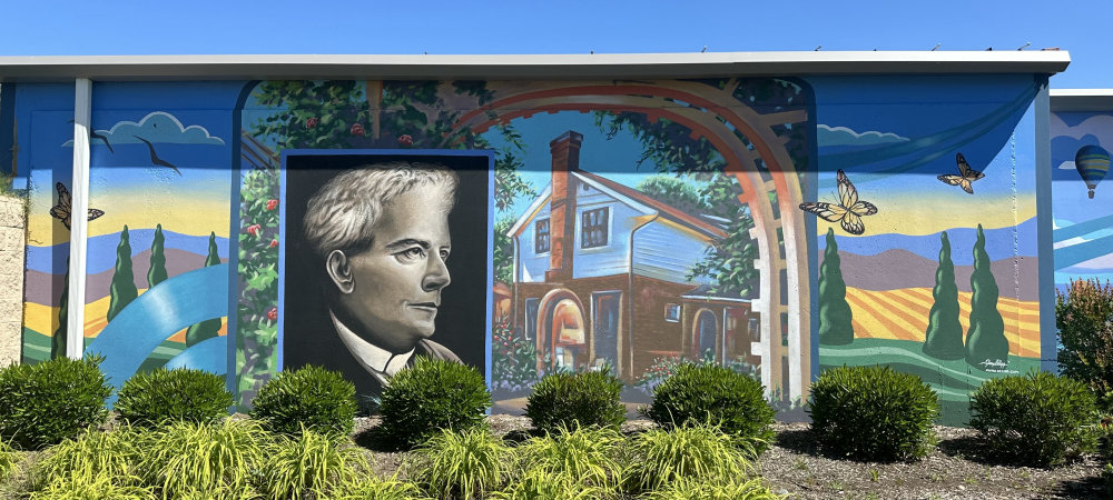 mural in Santa Rosa by artist unknown.