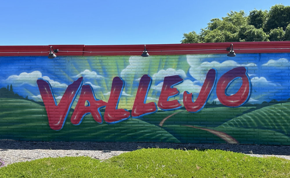 mural in Vallejo by artist unknown.