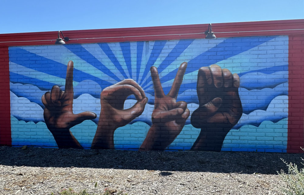 mural in Vallejo by artist unknown.