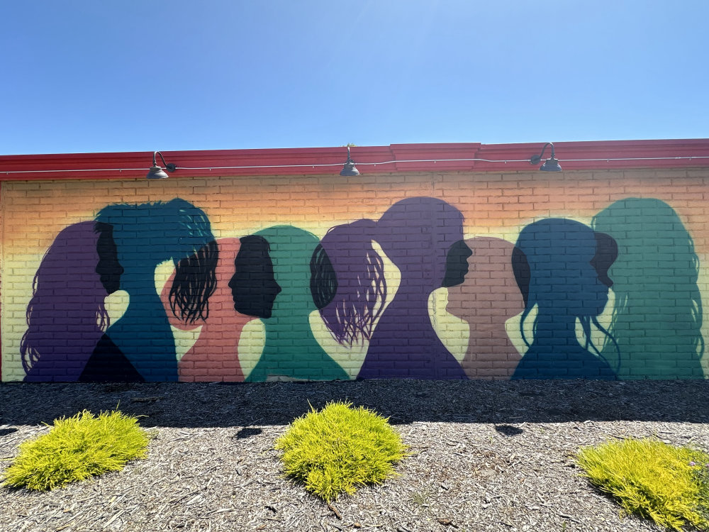 mural in Vallejo by artist unknown.