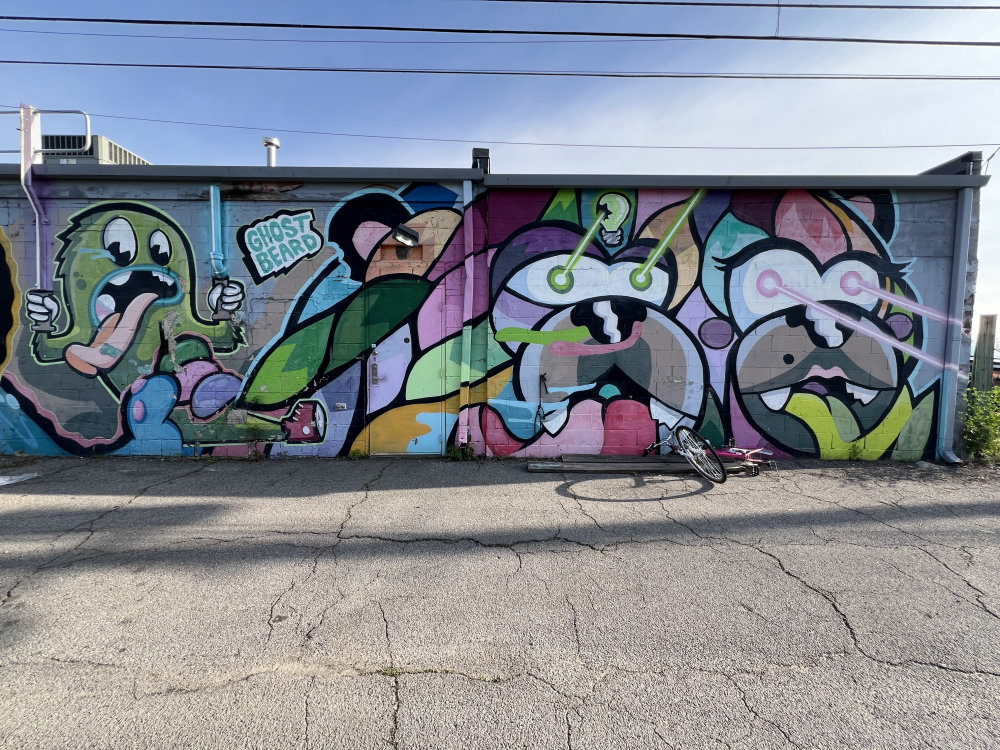 mural in Detroit by artist unknown.