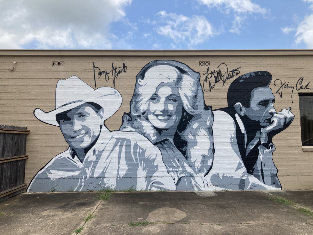 mural in West Columbia by artist unknown.