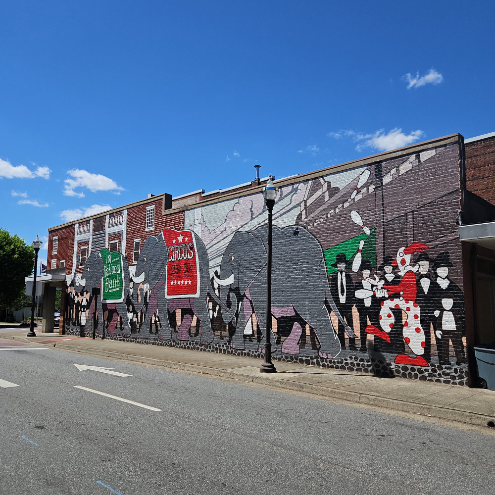 mural in Martinsville by artist unknown.