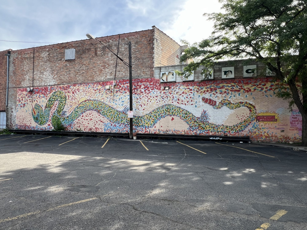 mural in Detroit by artist unknown.