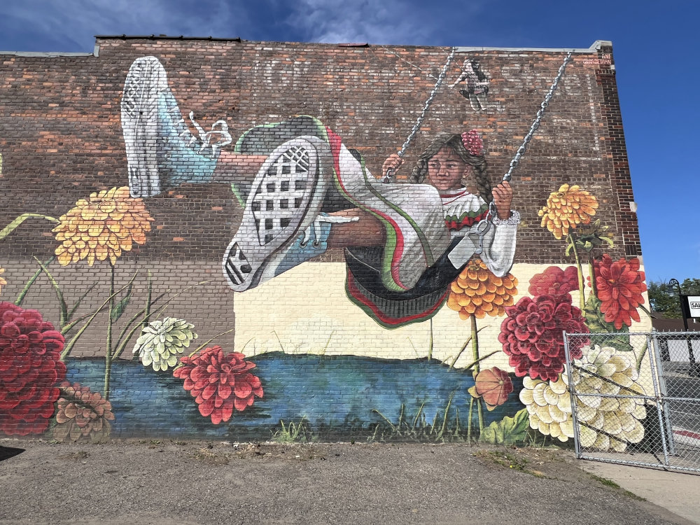 mural in Detroit by artist Ani Garabedian.